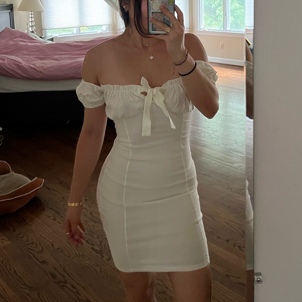 LAST CHANCE NWT white woven Bardot tie front bodycon mini dress